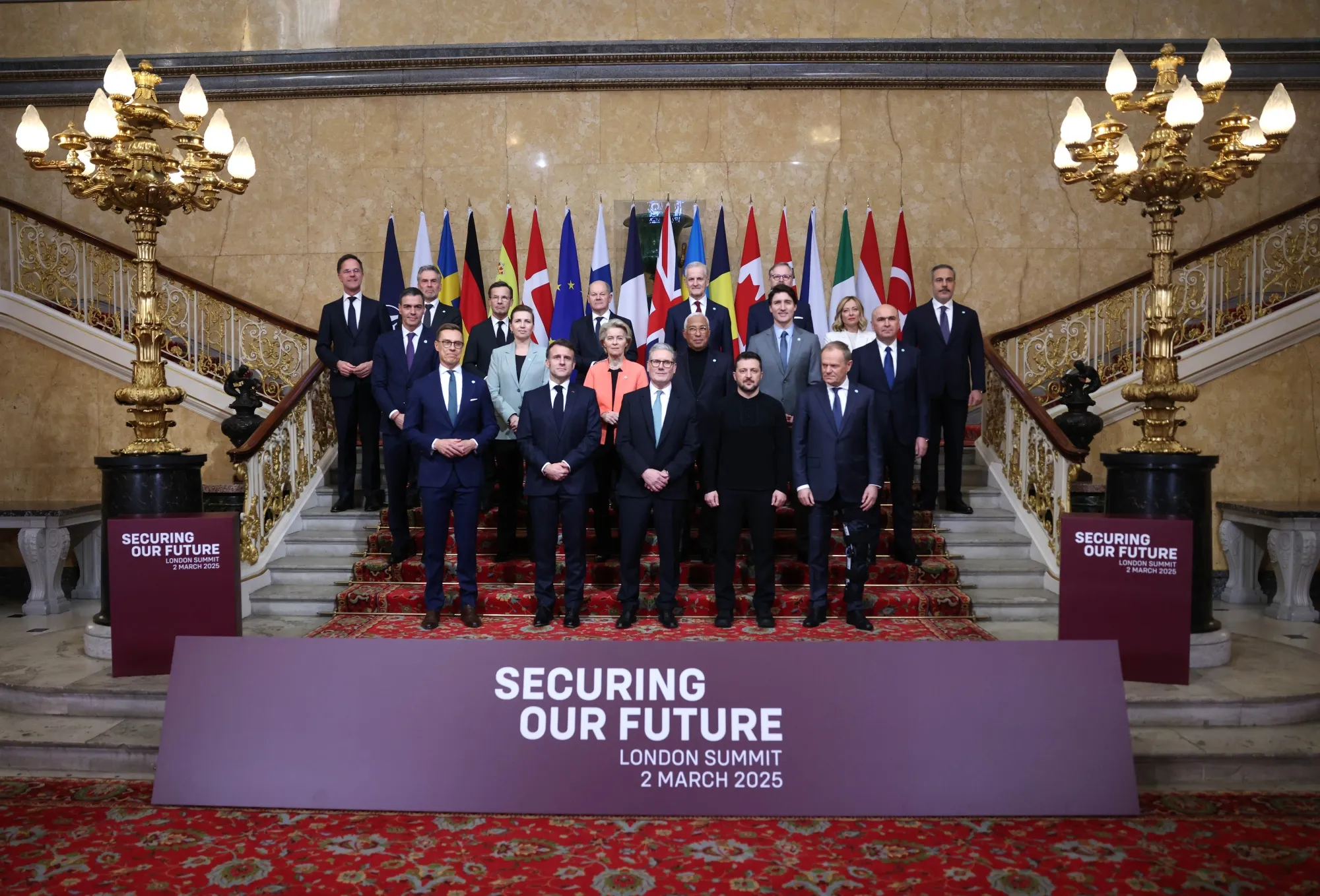 Keir Starmer, Volodymyr Zelenskiy and other world leaders during a summit in London, on March 2