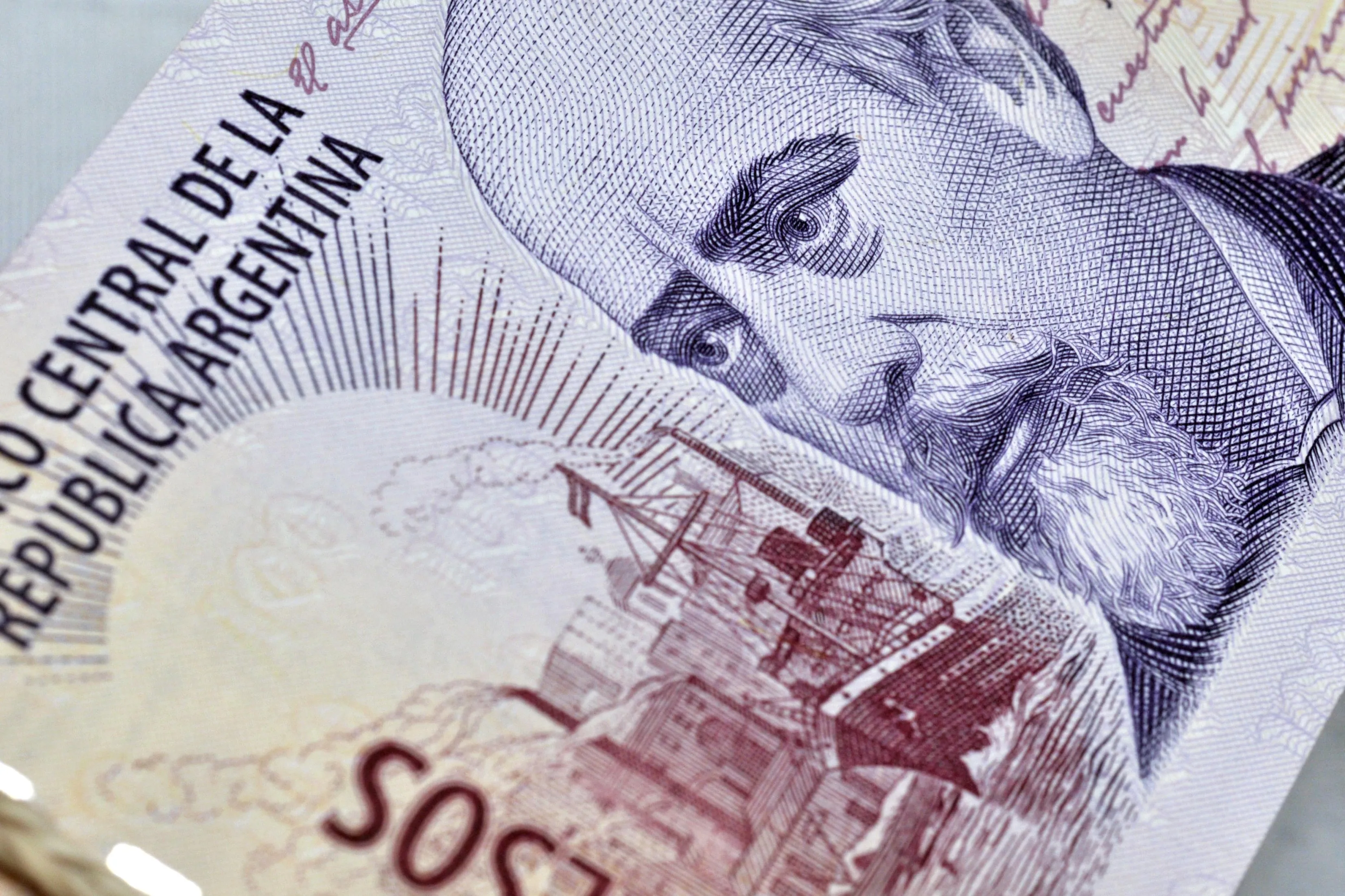 Argentina Peso Rout Worsens as Record Rate Hike Brings No Relief - Bloomberg