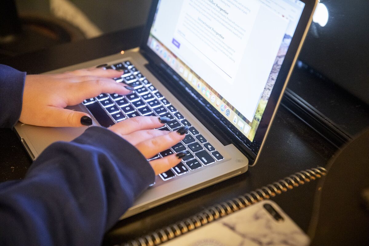 <strong>This Is How to Tell if Writing Was Made by AI</strong>