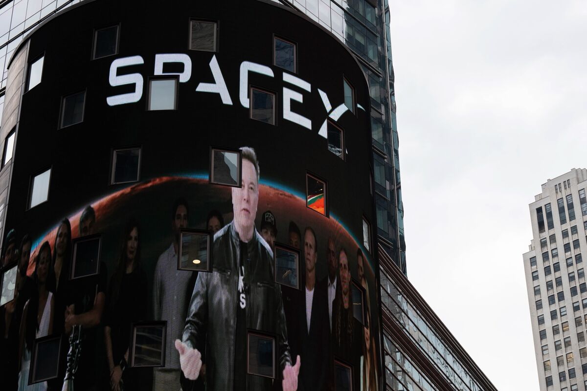 Photo: Bloomberg.com Starship 12th Test Flight Status Complicates Future Engineering Goals