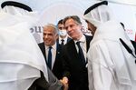 Yair Lapid&nbsp;and Antony Blinken shake hands with Abdullatif bin Rashid al-Zayani&nbsp;and Sheikh Abdullah bin Zayed al-Nahyan following the Negev summit on March 28.&nbsp;