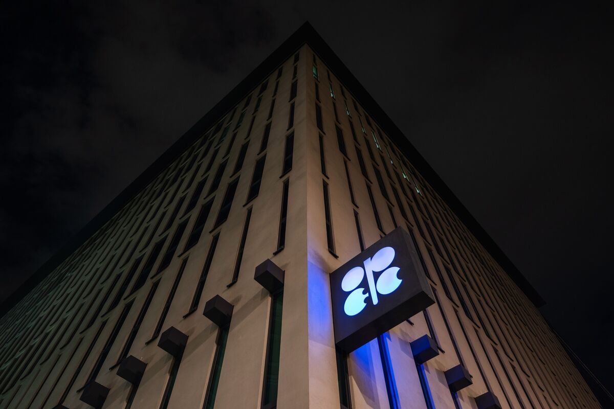 ⚫️ BLOOMBERG: Aumento dei prezzi del petrolio dopo il parziale ripristino della produzione sospesa