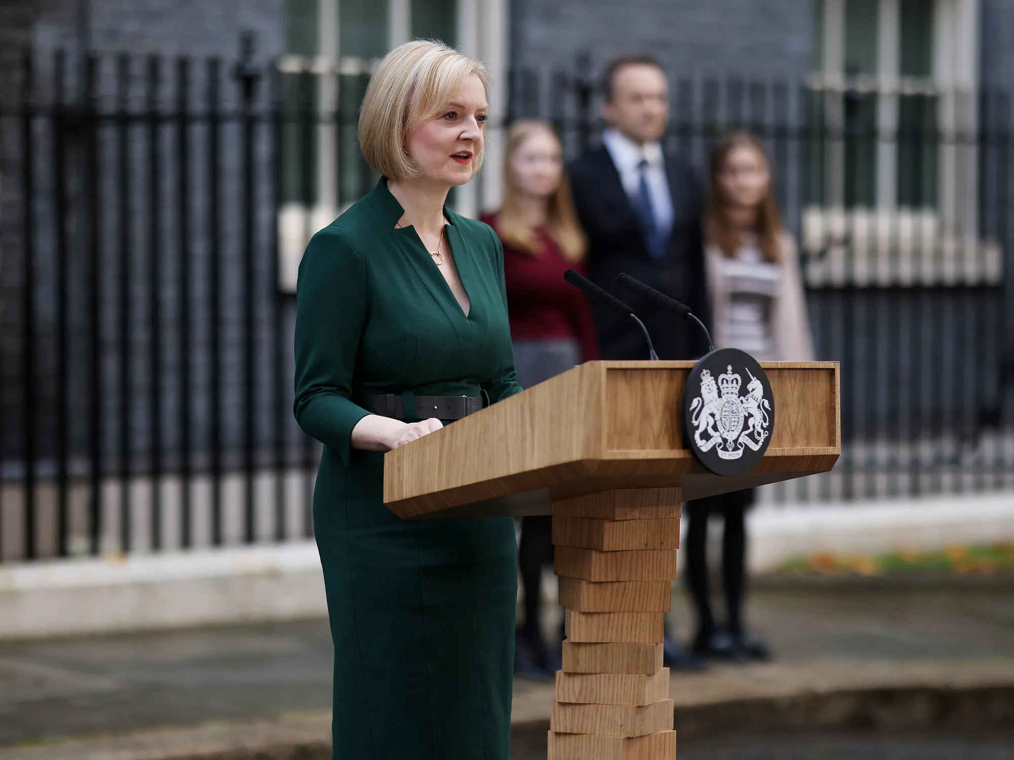 liz truss green dress Liz Truss resigns: how the Prime Minister lasted just 44 days in Number 10
