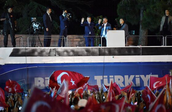 Erdogan’s Election Celebration Gives Way to Economic Reality