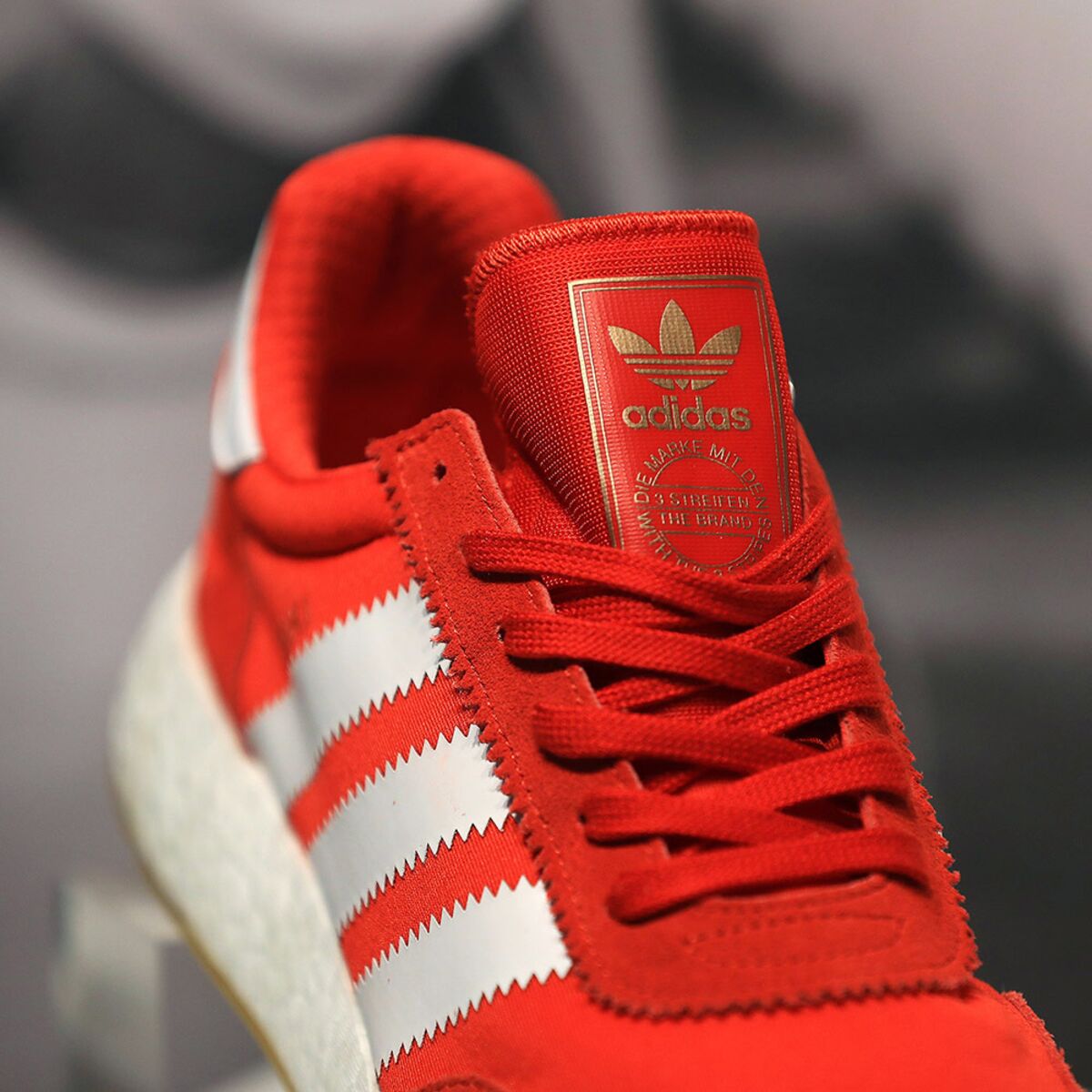 Adidas Lifts Outlook for Sales, Earnings - Bloomberg