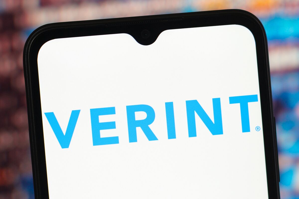 Santander-Led Bank Group Stuck With Some Debt for Verint Buyout