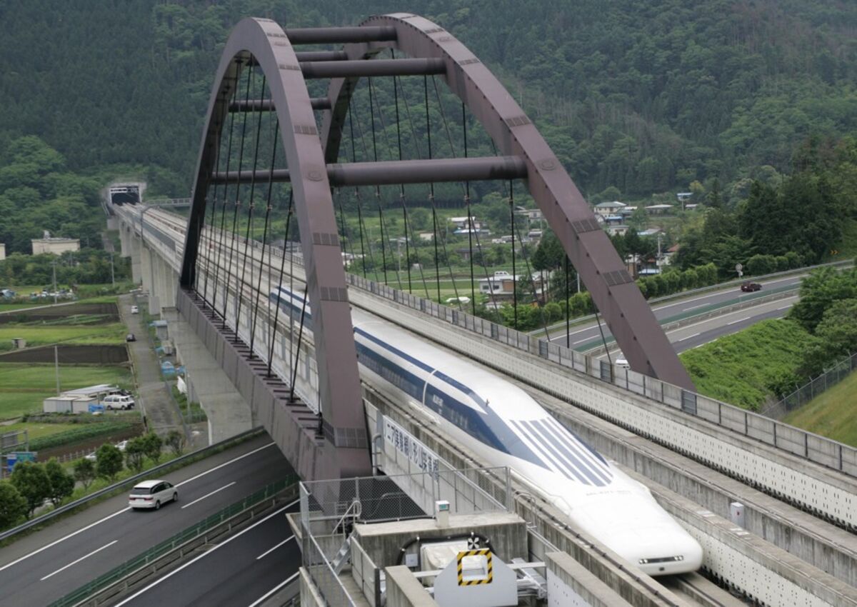 The Race of the Ludicrously Expensive Supertrains