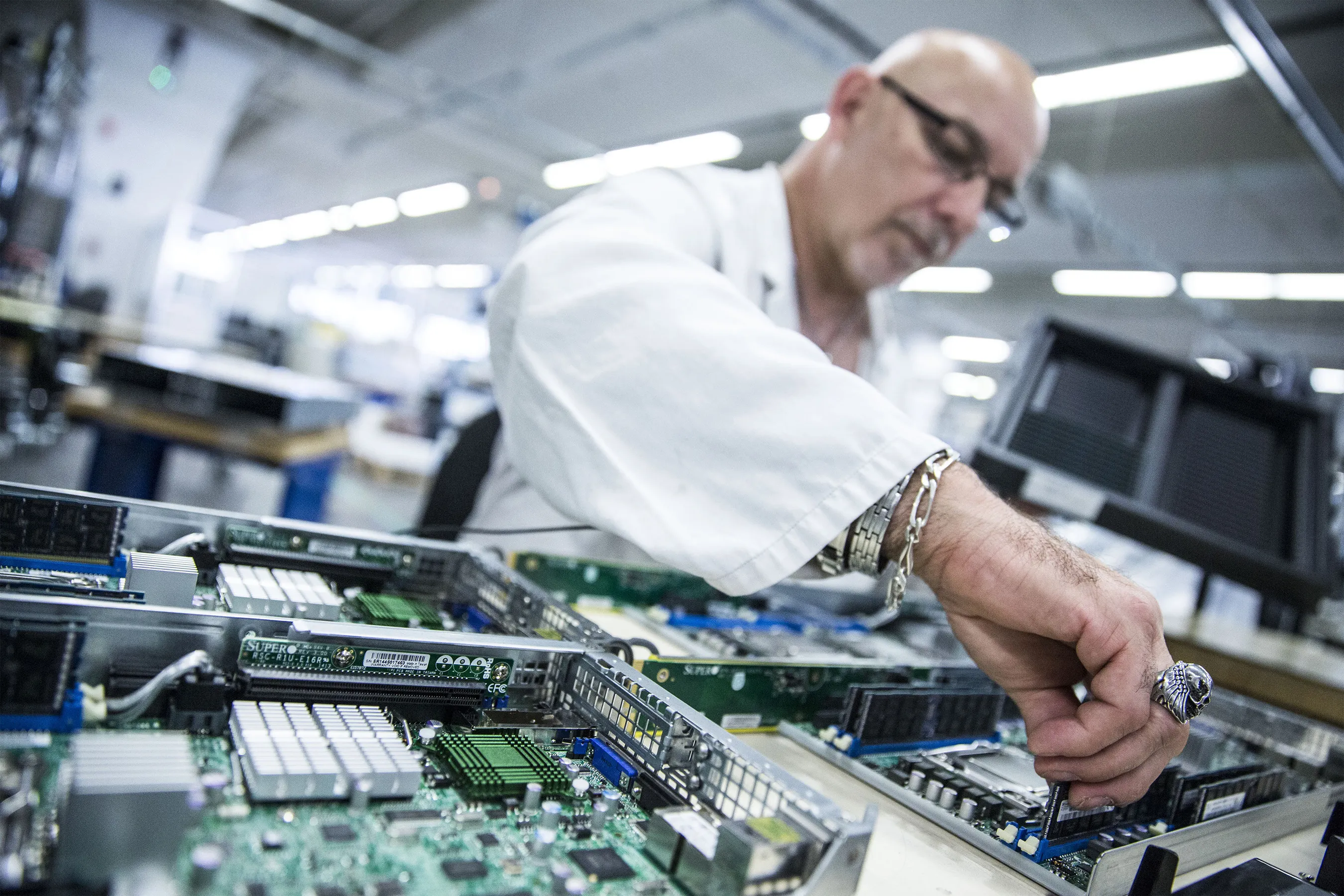 French Manufacturing Contracts