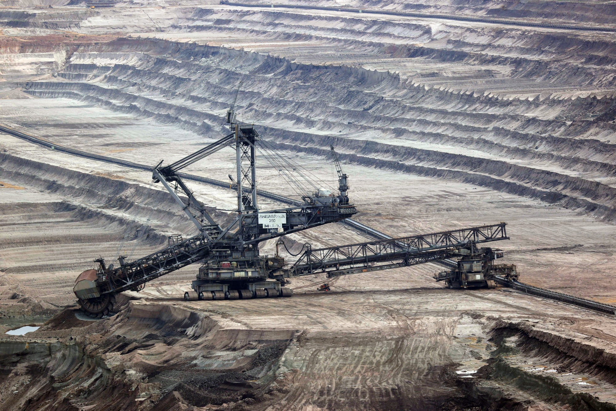 German Coalition Eyes 2030 Coal Exit, Years Ahead of Plan - Bloomberg