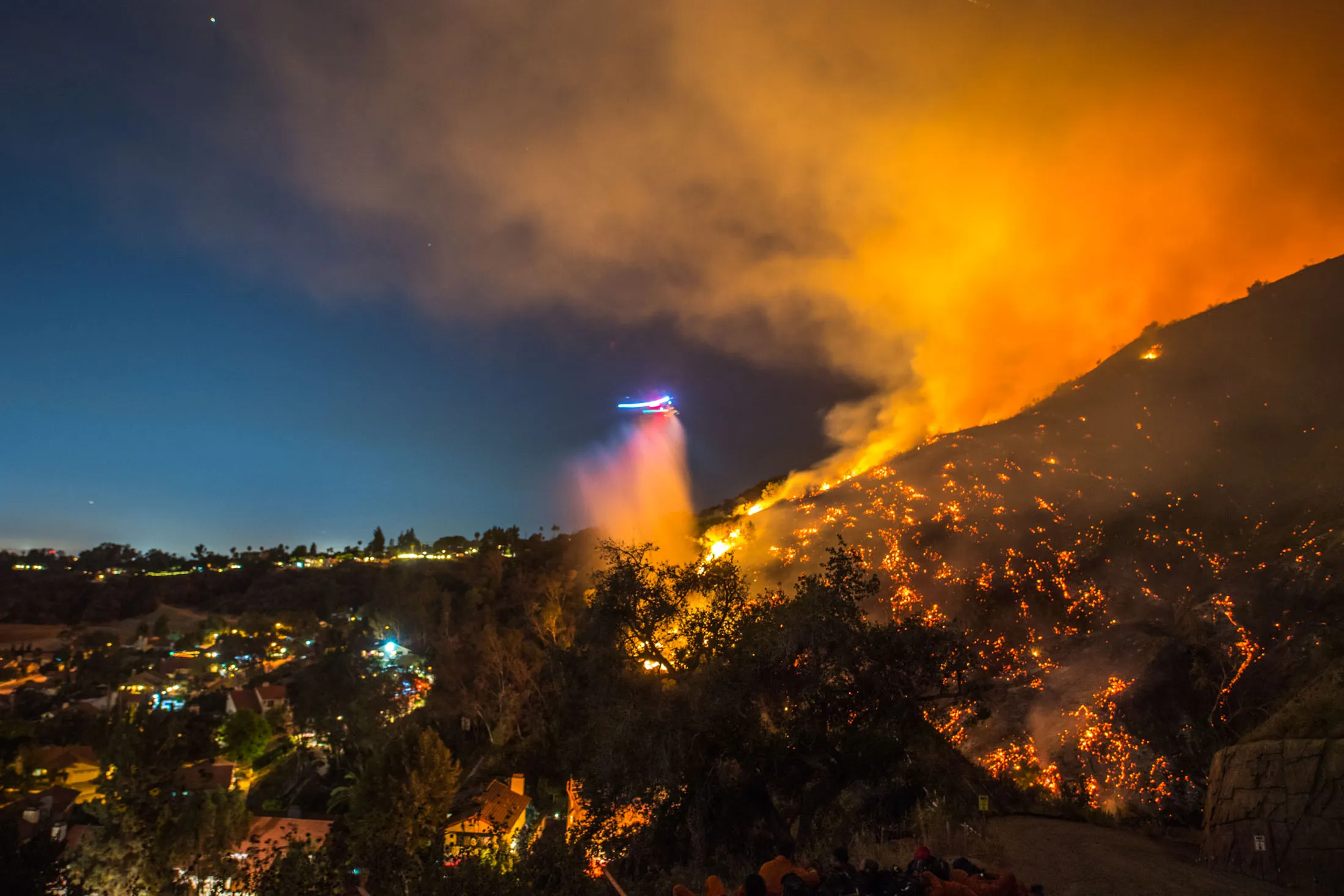 1468339321_001_FishFire02