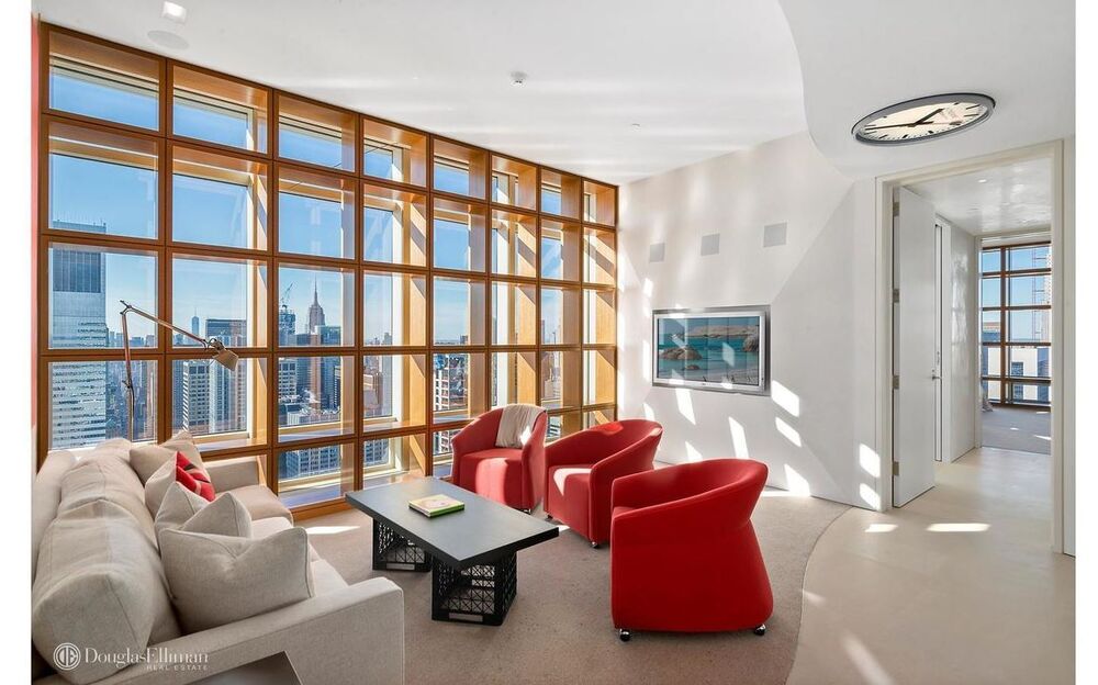 Steve Cohen S One Beacon Court Apartment Reduced To 45