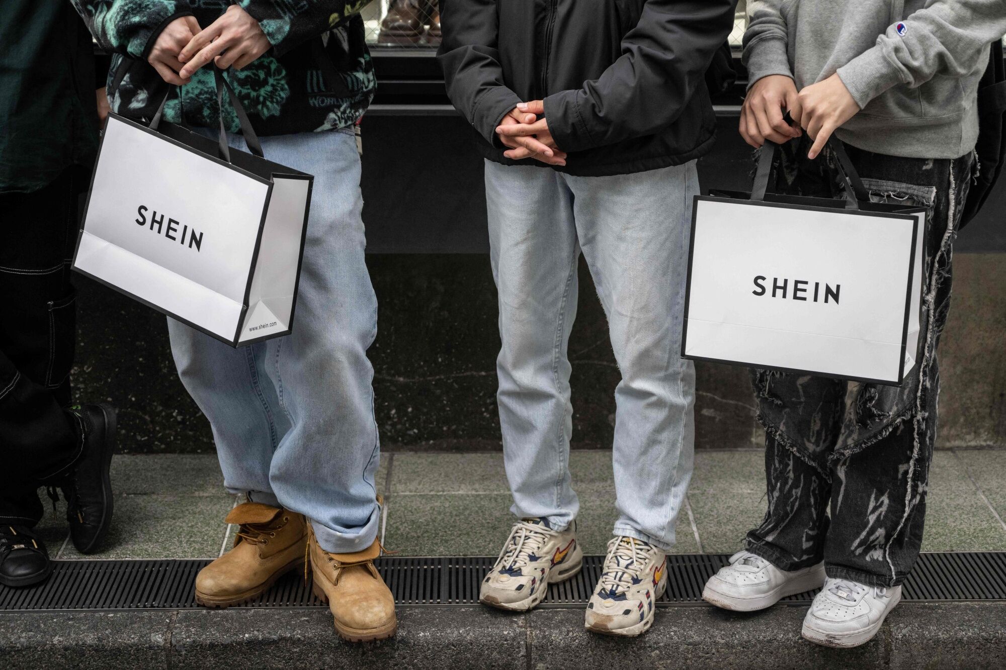 Shein and Forever 21 Partnership Shein Might Sell in Stores Bloomberg
