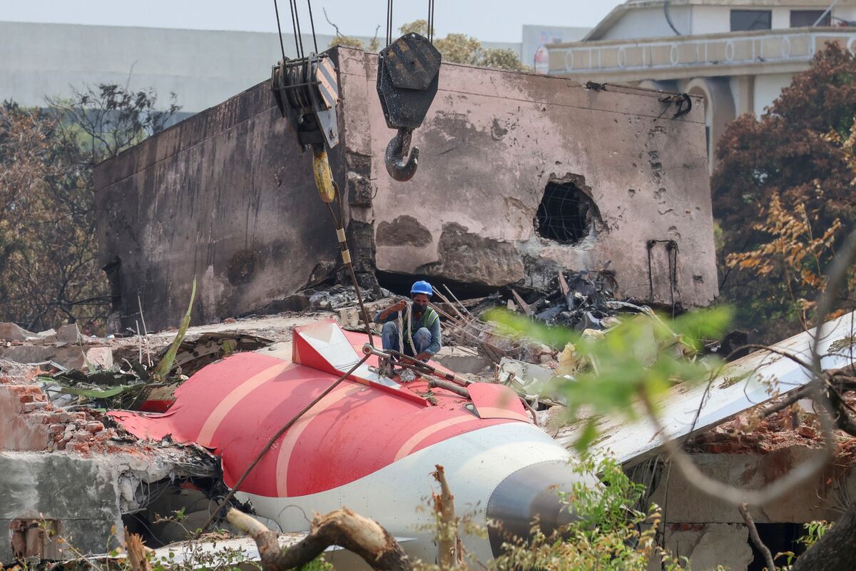 
                            Indian, US Investigators to Meet in DC on Air India Crash