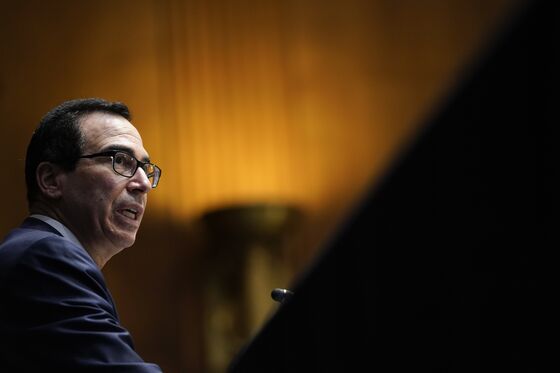 Mnuchin Wants $580 Billion Injected Into Slowing U.S. Economy