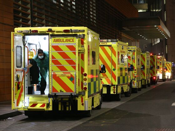 New Covid-19 Strain Puts Growing Pressure on U.K. Hospitals