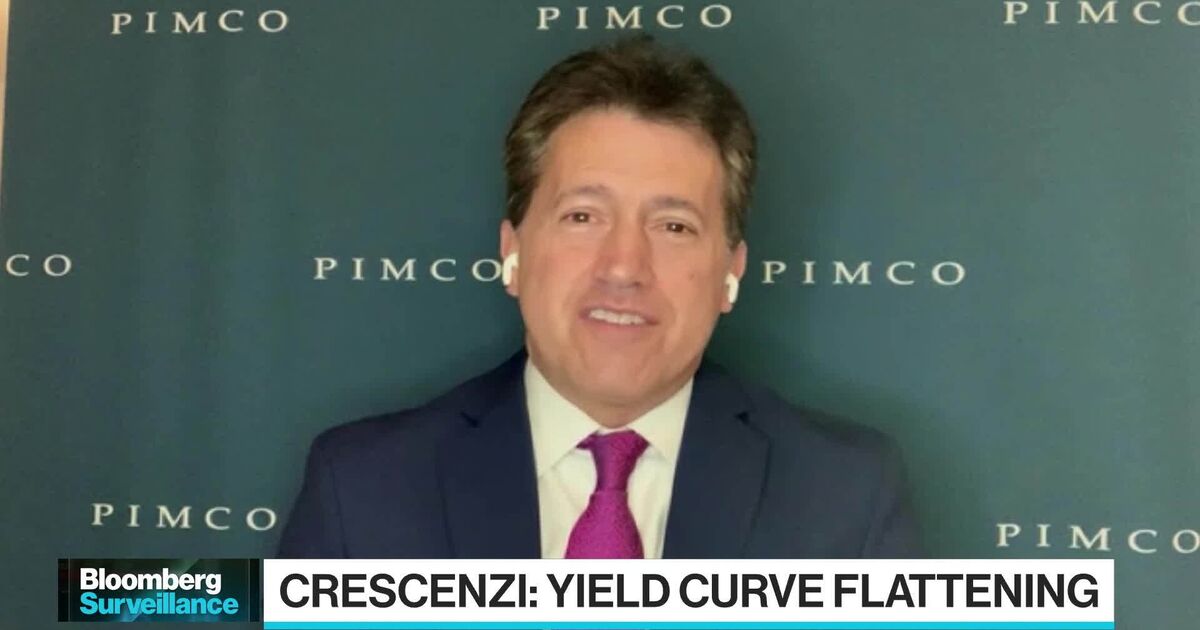 bloomberg.com - Pimco's Crescenzi Warns Be 'On Your Toes' in Fast Moving Eco Cycle