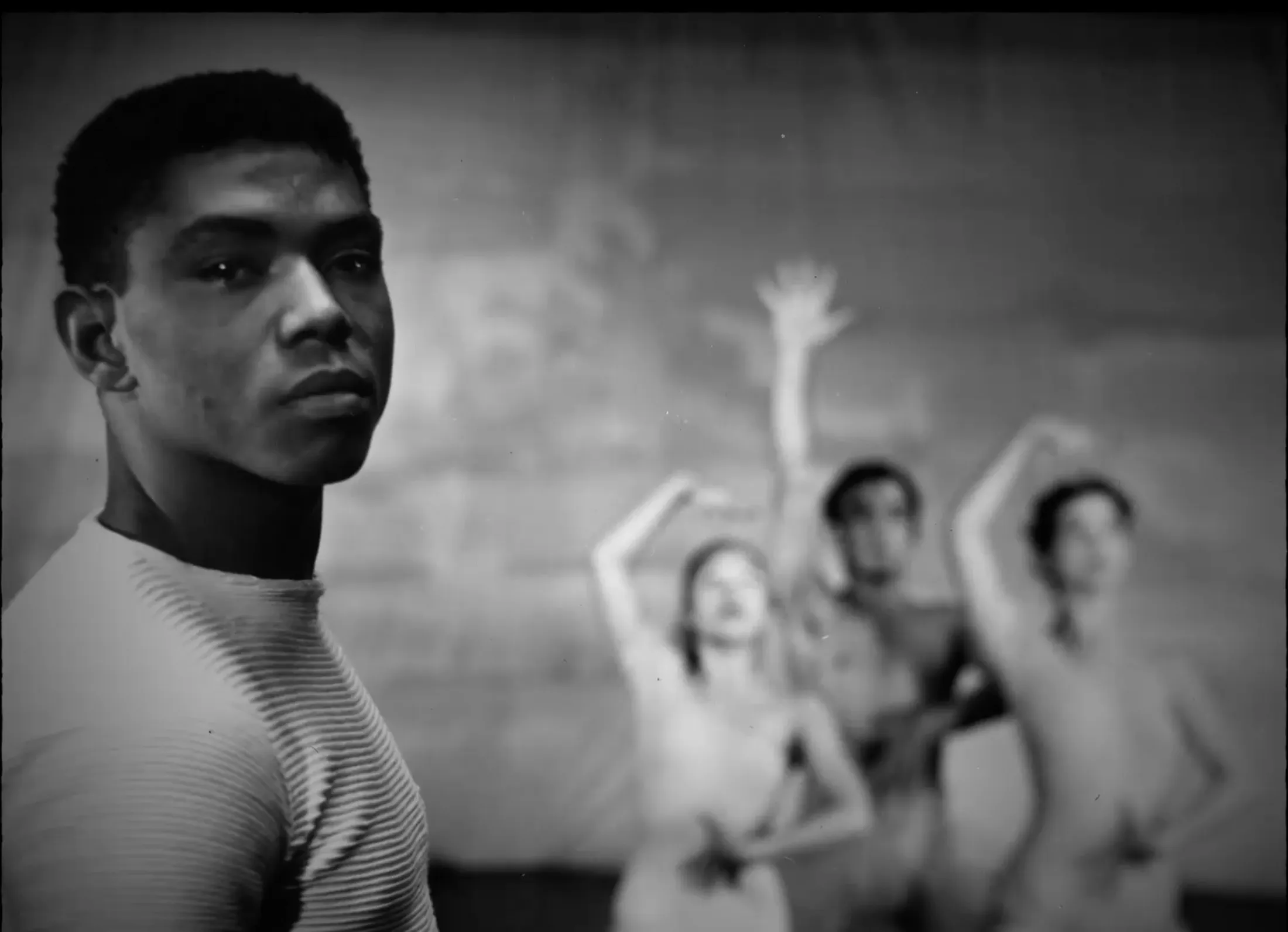 Ailey with dancers.