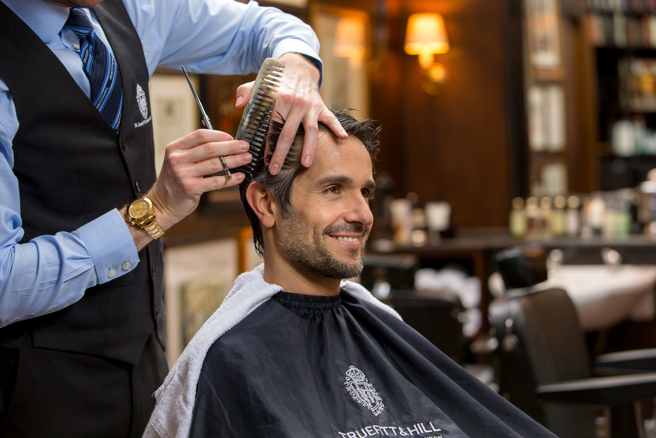 The £100 Mens' Haircut Has Arrived in London. Is It Worth It? - Bloomberg
