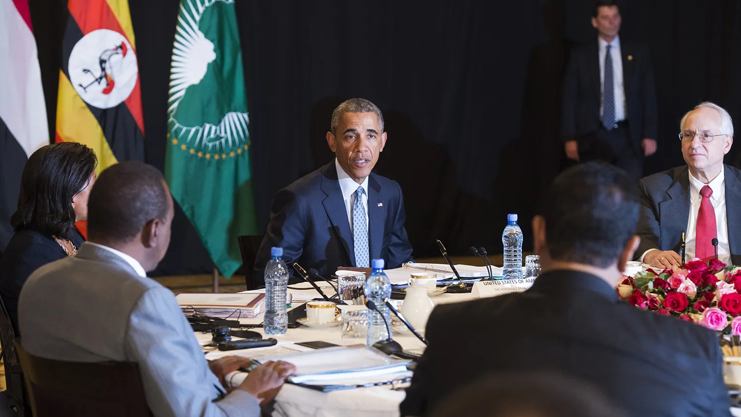 US President Barack Obama (C), alongside US Special Envoy to Sudan and South Sudan Donald Booth (R) speaks during a meeting with representatives from Uganda, Ethiopia, Kenya, the African Union and Sudan in Addis Ababa on July 27, 2015.
