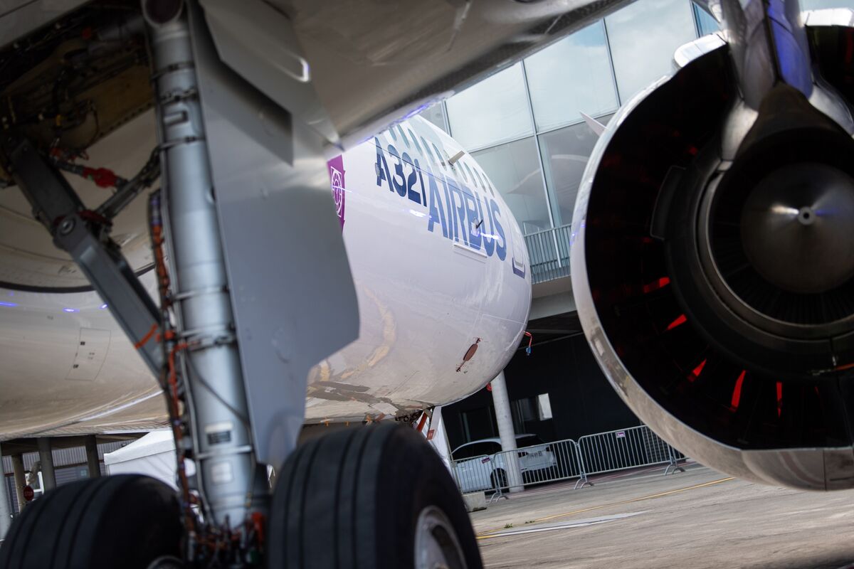 bloomberg.com - Kiel Porter - Airbus Considers More Asset Acquisitions to Manage Supply Chain