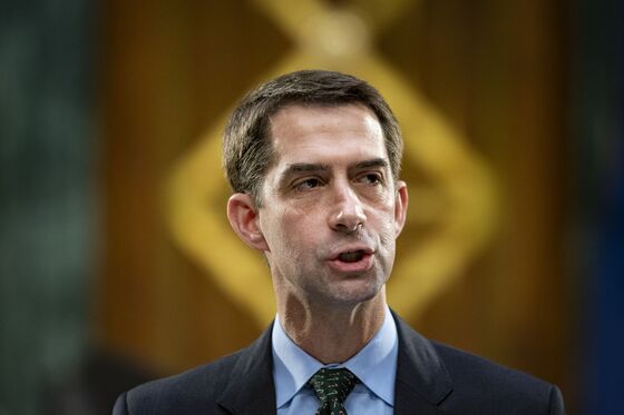 Biden Affirms Pentagon Pick as Some Democrats Balk at Waiver