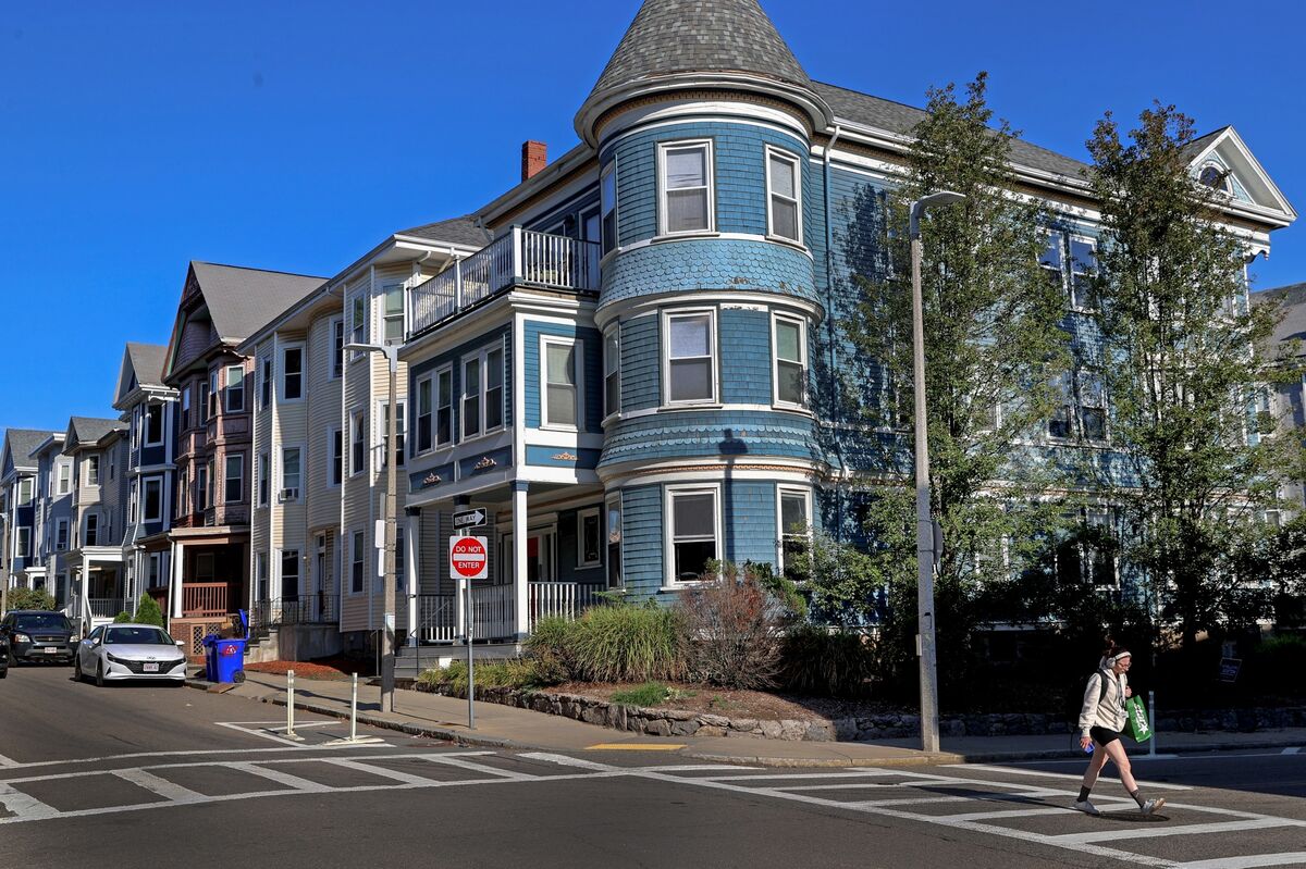 assets.bwbx.io image