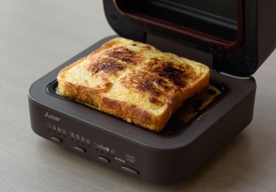 This Japanese Toaster Costs $270. It Only Makes One Slice at a Time