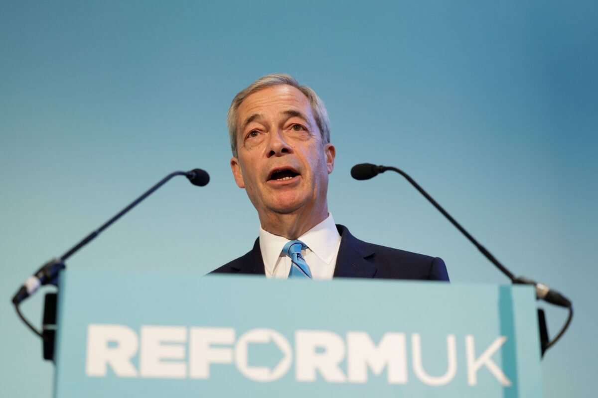 Nigel Farage to make statement on his future in public life amid finances scrutiny