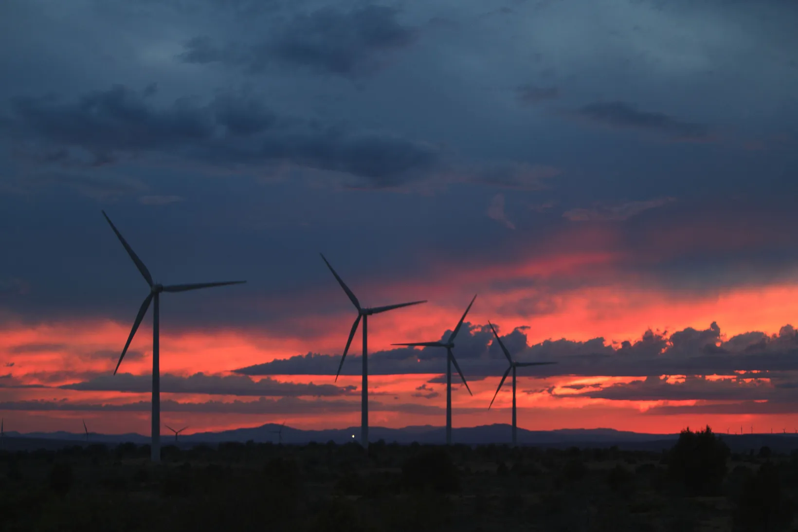 Iberdrola&nbsp;&nbsp;is boosting spending on solar and wind plants.