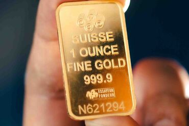 Costco's Gold Bars Fly Off Shelves as Bullion Prices Smash Records