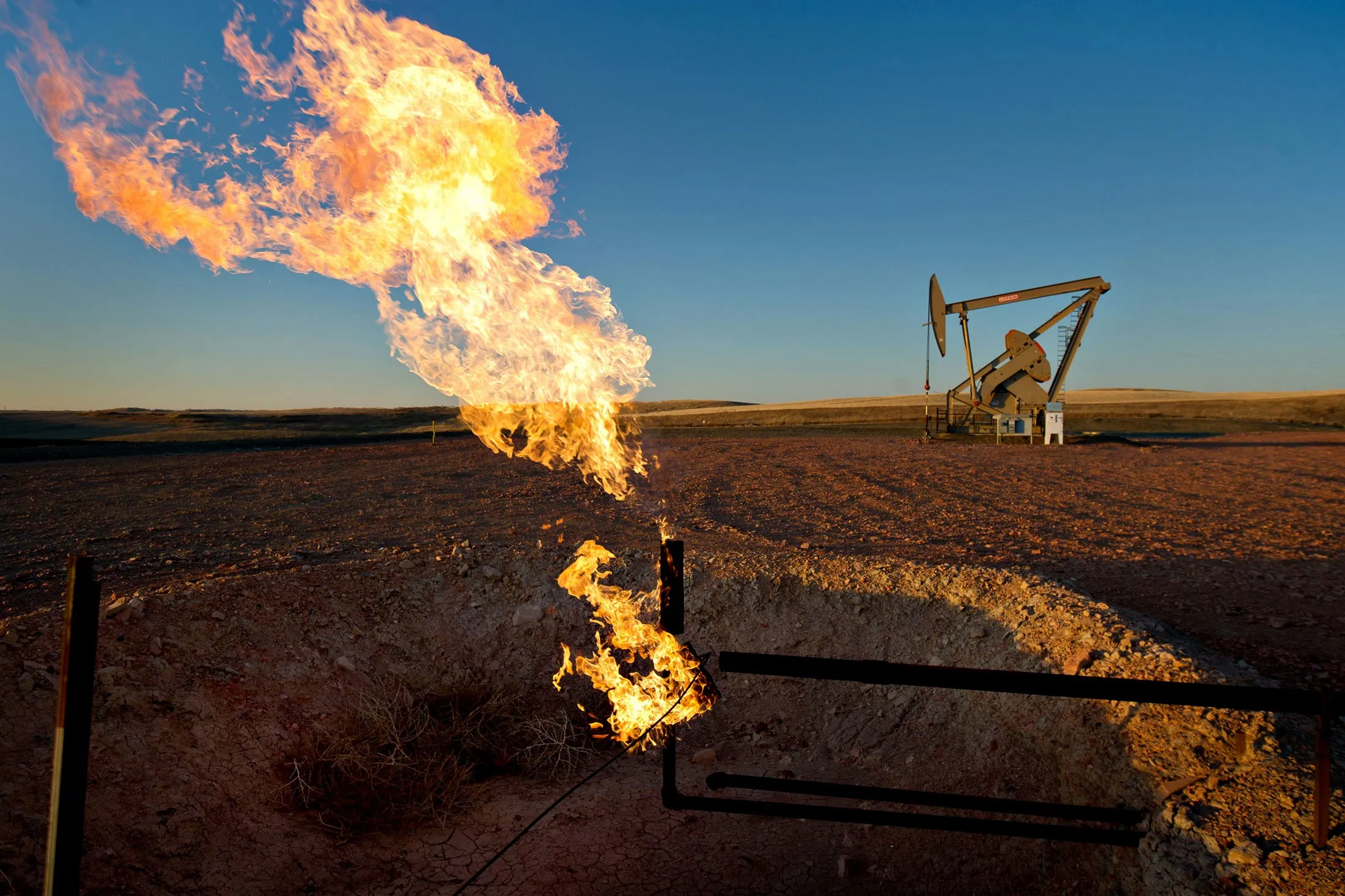 1495663005_oil-flare-stx