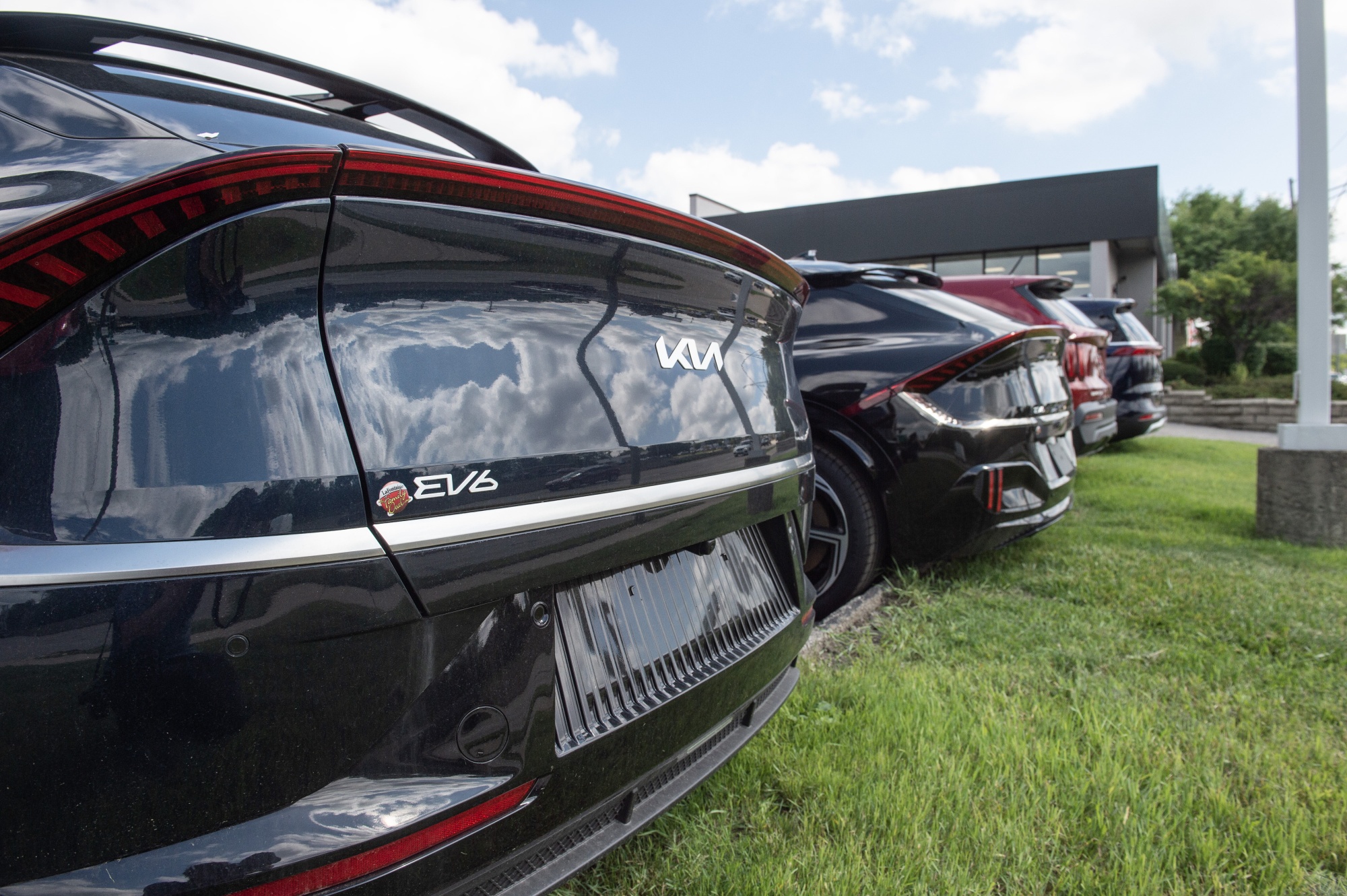 The Slowdown in US Electric Vehicle Sales Looks More Like a Blip ...