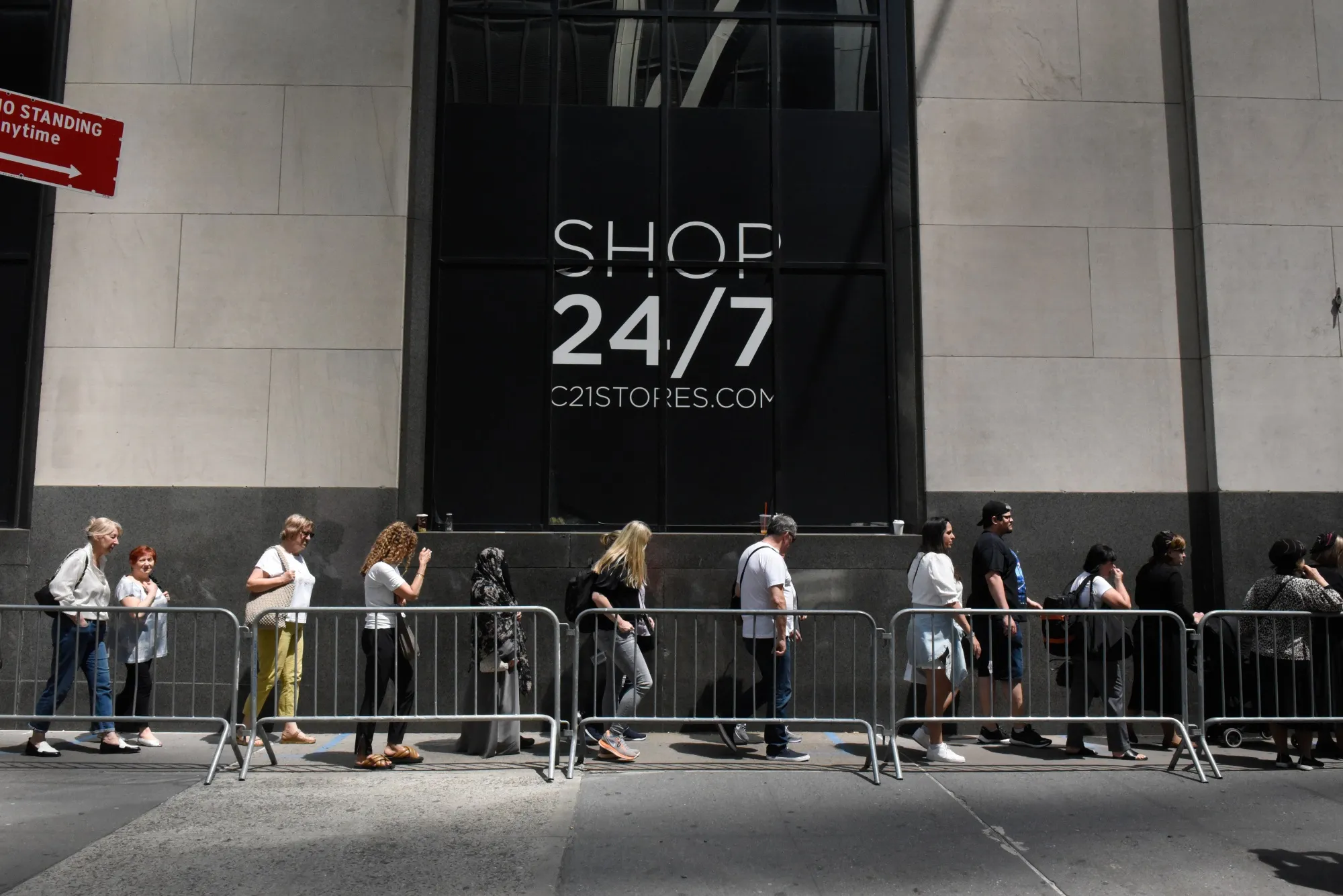 Consumer spending is&nbsp;powering&nbsp;the economy.
