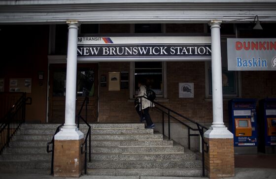 NJ Transit Plans Nicer Stations Where Riders Can Wait Out Delays