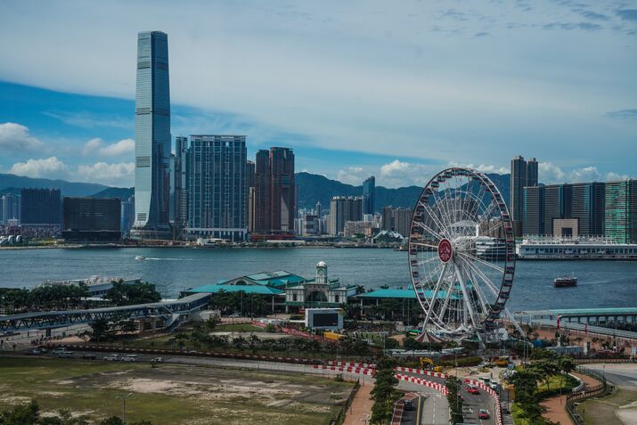 Hong Kong Adopts Strictest-Ever Virus Moves as Cases Grow
