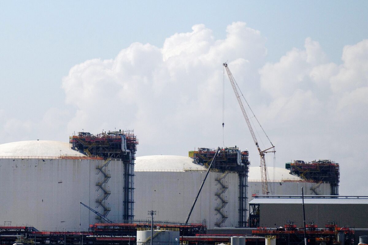 QatarEnergy’s Texas LNG Plant Nears Startup With Cool-Down Cargo