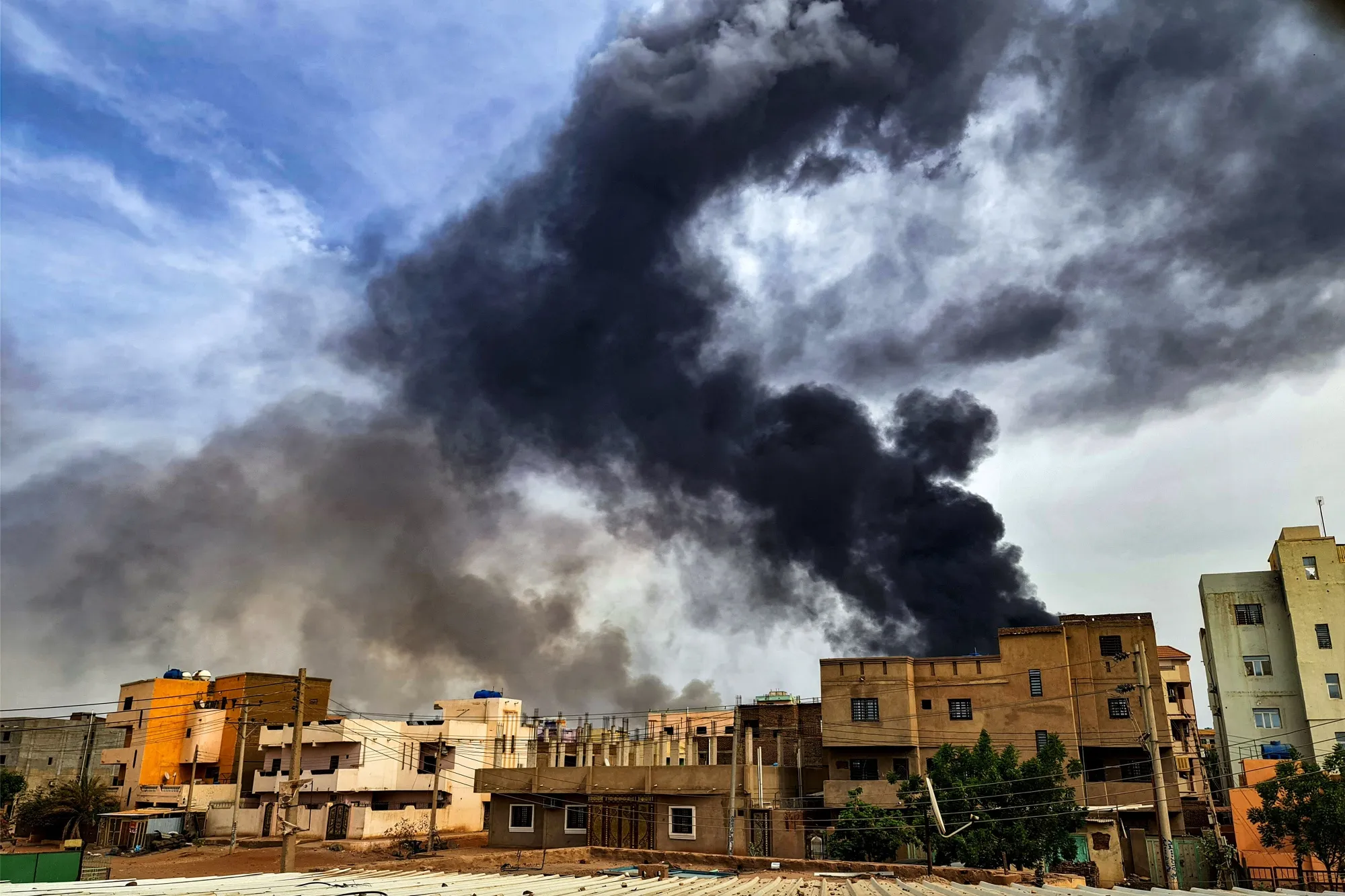 Smoke rises during fighting between Sudan's army and the&nbsp;paramilitary Rapid Support Forces, in&nbsp;Khartoum last year.&nbsp;