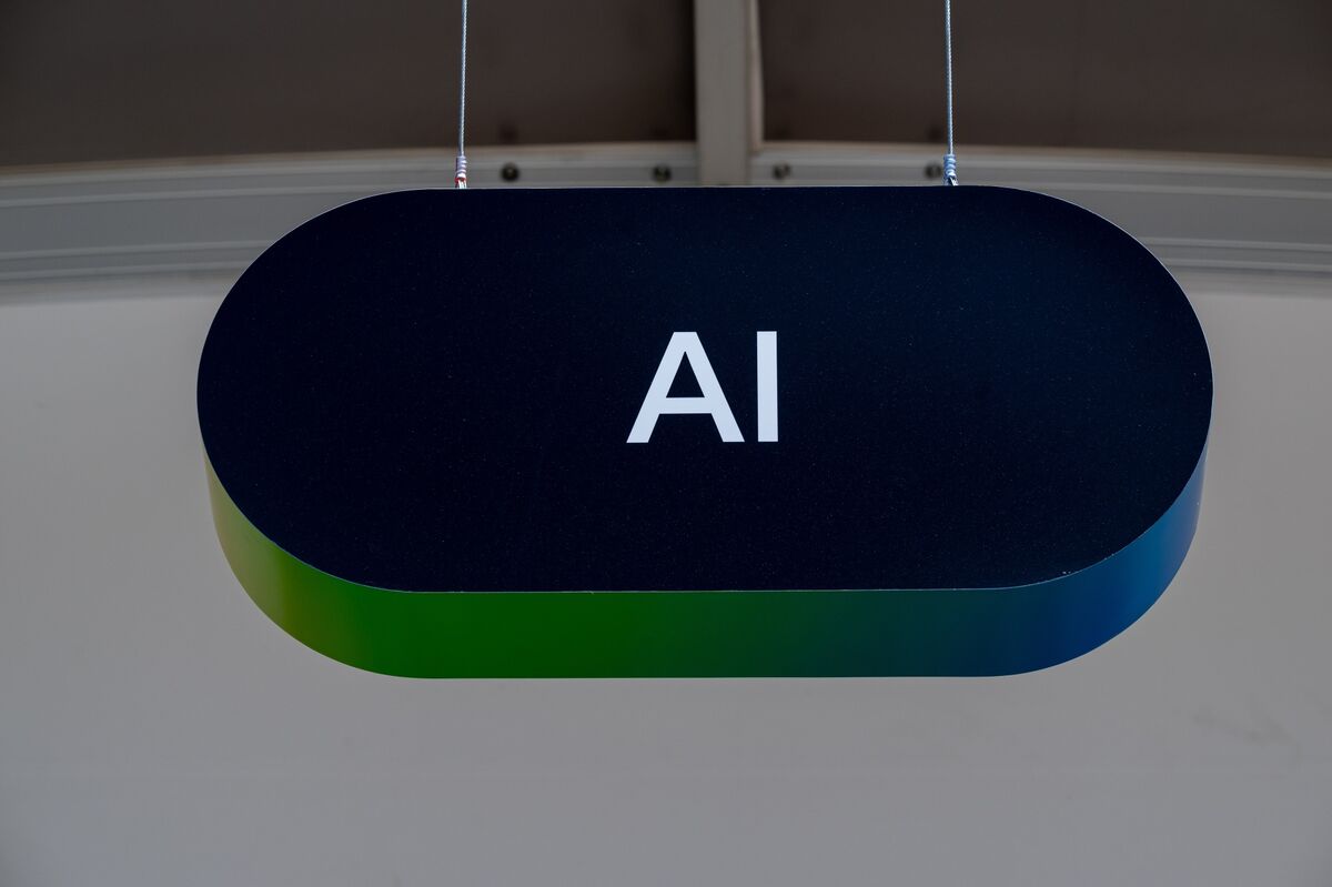 AI Giants’ Fundraising Race Heats Up With Alphabet, Anthropic Moves