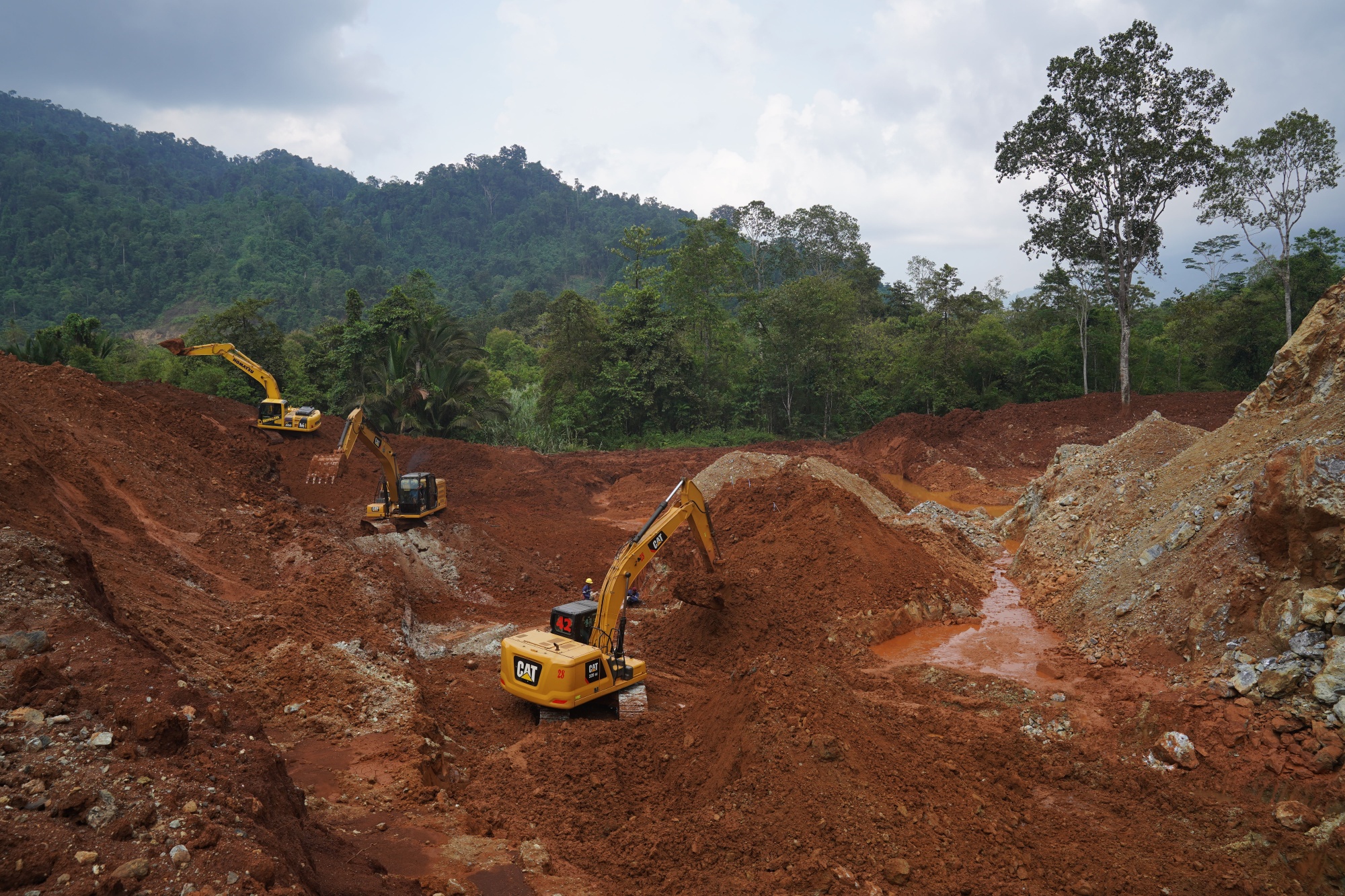 Excavators at a nickel mine&nbsp;in Central Sulawesi, Indonesia.