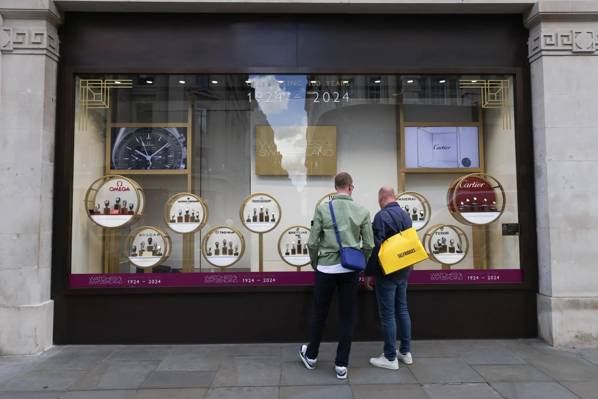 ロレックス販売の英企業､スイス関税の最初の犠牲-スイス企業も身構え - Bloomberg