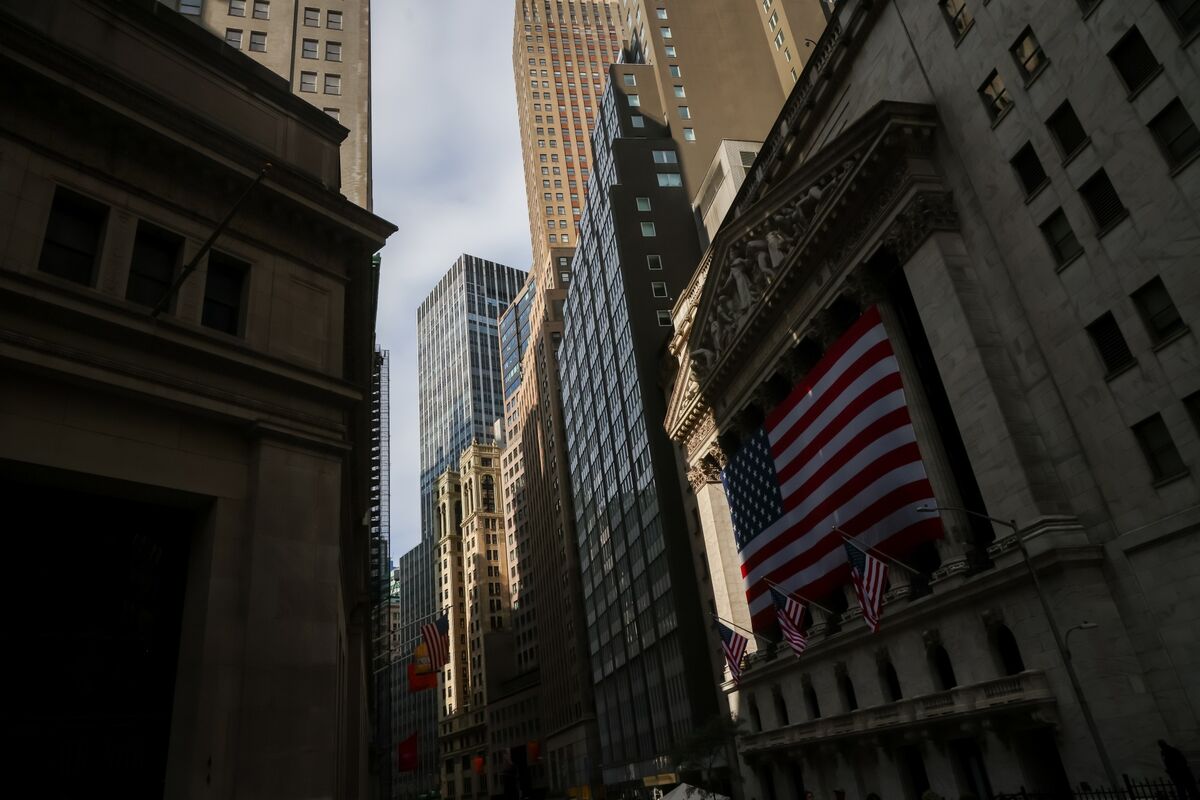 bloomberg.com - Georgie McKay - Investment Bank Lincoln International's IPO Raises $421 Million