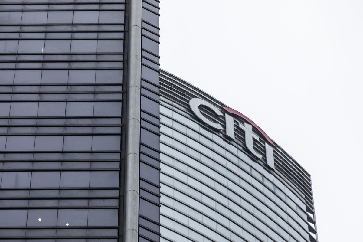 🟪"Ex Trader di Citigroup Abbandonano le Cause Legali: Costi e Difficoltà Fanno Propendere per la Ritirata"