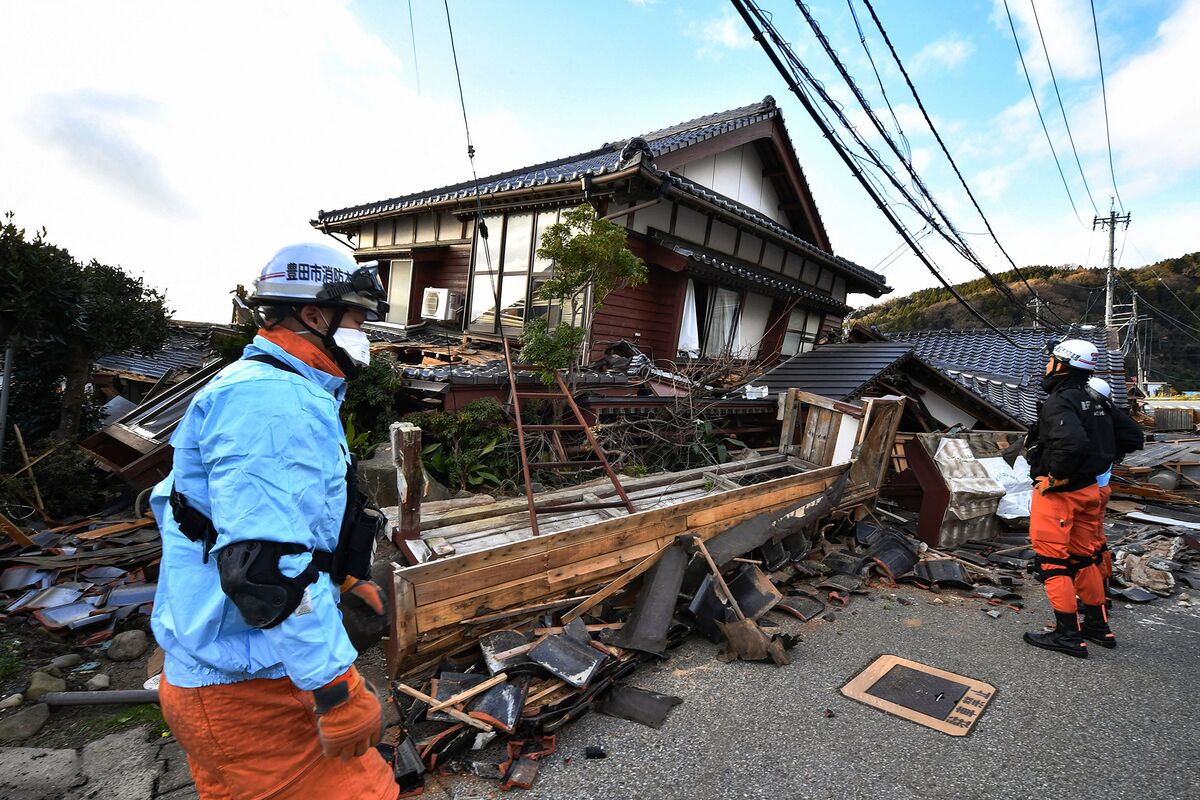 Powerful earthquakes leave at least 48 dead in Japan