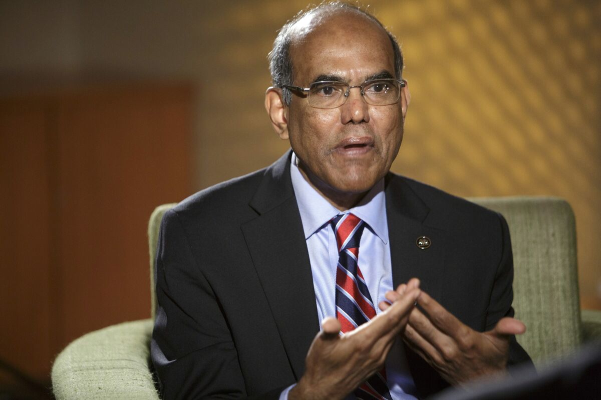 Ex-RBI Chief Says Structural Issues Driving Money From India