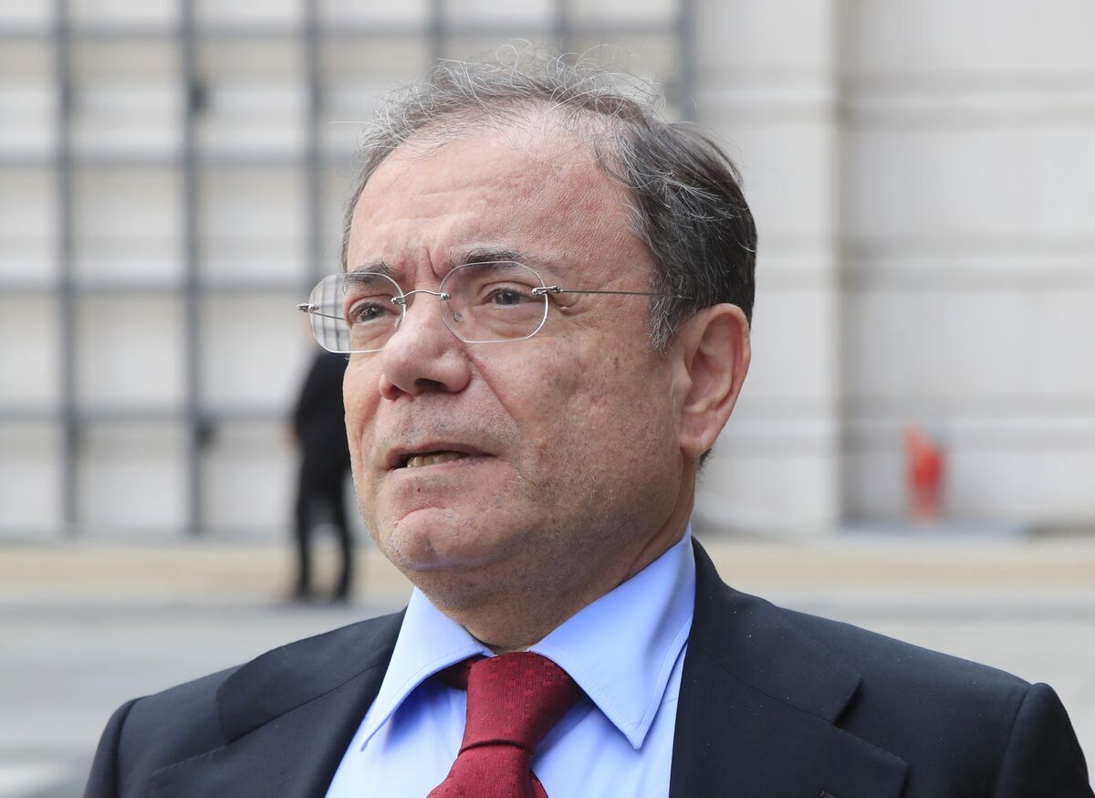 Grocer Casino and Ex-CEO Risk Big Fines at Paris Market Abuse Trial