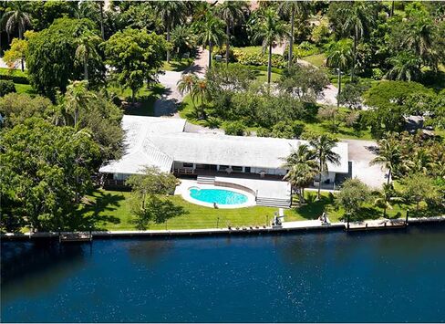 705 Arvida Parkway, spanning approximately 390 linear feet right on the water in Coral Gables, Fla., is currently listed for $9.5 million.