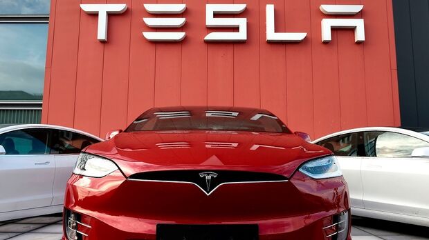 tesla power share price