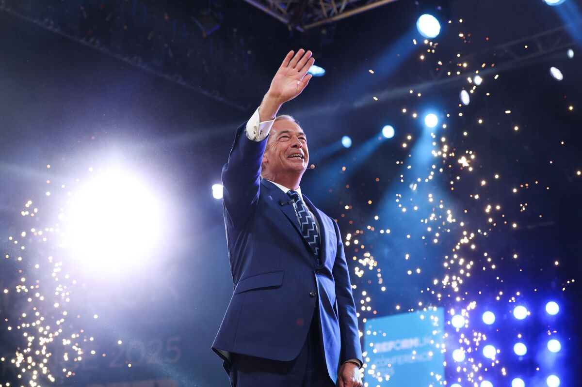 Farage Say He’s Preparing Reform for UK Power as Soon as 2027