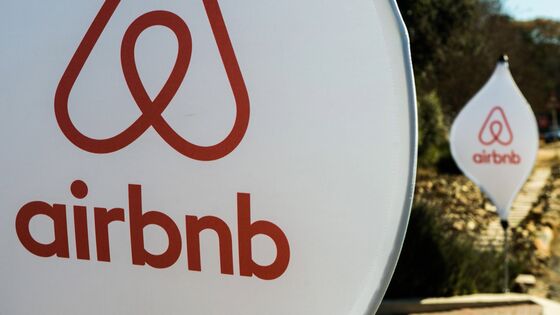 Airbnb CEO Says 2020 Stock Listing is Still on the Table