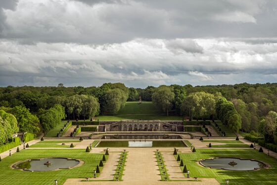 Step Inside the Extravagant French Home That Inspired Versailles